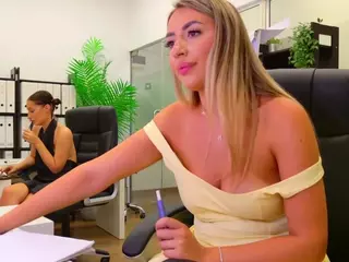 BabesGoesWild's Live Sex Cam Show