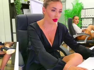 BabesGoesWild's Live Sex Cam Show