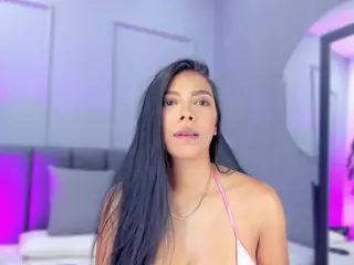 Elisa-castrillon's Live Sex Cam Show