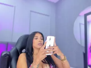 Elisa-castrillon's Live Sex Cam Show