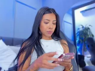 Elisa-castrillon's Live Sex Cam Show