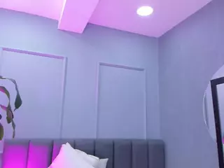 Elisa-castrillon's Live Sex Cam Show