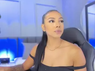 Elisa-castrillon's Live Sex Cam Show