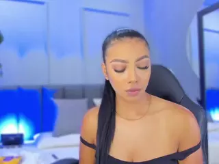Elisa-castrillon's Live Sex Cam Show