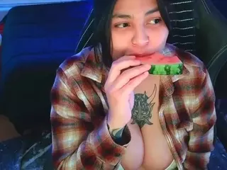 miacanelaxo's Live Sex Cam Show