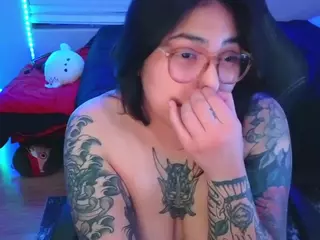 miacanelaxo's Live Sex Cam Show