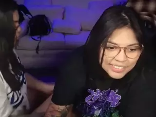 miacanelaxo's Live Sex Cam Show