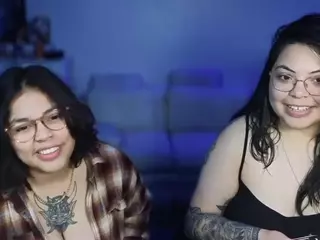 miacanelaxo's Live Sex Cam Show