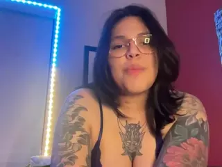 miacanelaxo's Live Sex Cam Show