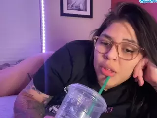 miacanelaxo's Live Sex Cam Show