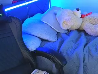 miacanelaxo's Live Sex Cam Show