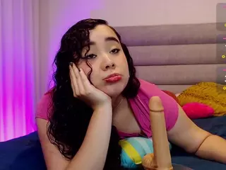 Tiffany-Giil's Live Sex Cam Show