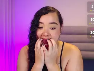 Tiffany-Giil's Live Sex Cam Show