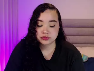 Tiffany-Giil's Live Sex Cam Show