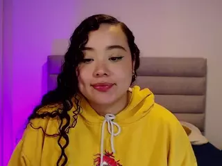 Tiffany-Giil's Live Sex Cam Show