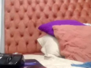 ANA-BULLOCK's Live Sex Cam Show