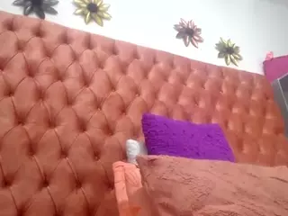 ANA-BULLOCK's Live Sex Cam Show