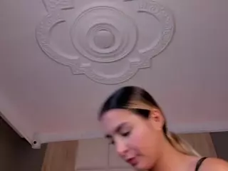 bella1207's Live Sex Cam Show
