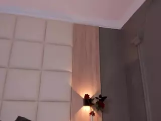 bella1207's Live Sex Cam Show