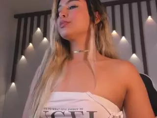 bella1207's Live Sex Cam Show