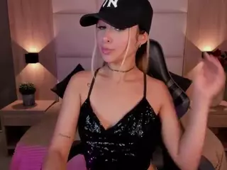 bella1207's Live Sex Cam Show