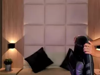 bella1207's Live Sex Cam Show