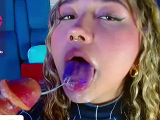 Cherry Queen's Live Sex Cam Show