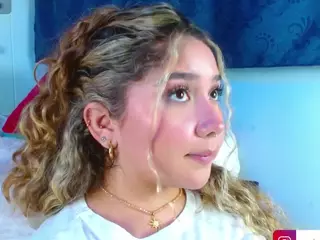 Cherry Queen's Live Sex Cam Show