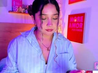 Live cam show with Cherry Queen