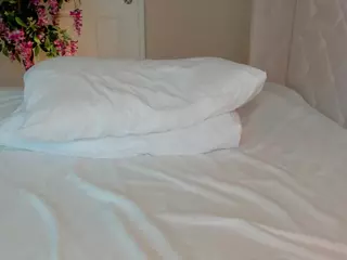 Ellen's Live Sex Cam Show
