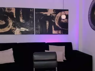 NicoleSanz's Live Sex Cam Show