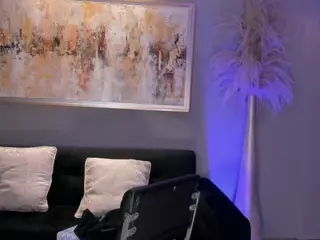 NicoleSanz's Live Sex Cam Show