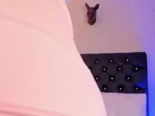 hanna-2's Live Sex Cam Show