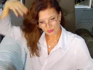 LucyBelli's Live Sex Cam Show