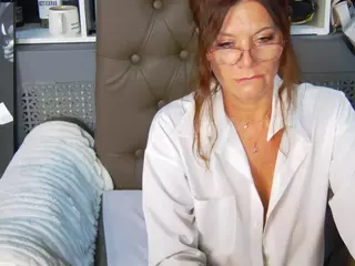 LucyBelli's Live Sex Cam Show