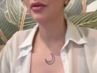 Selene Cano's Live Sex Cam Show