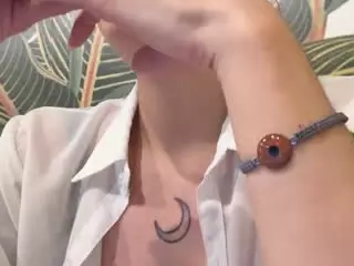 Selene Cano's Live Sex Cam Show