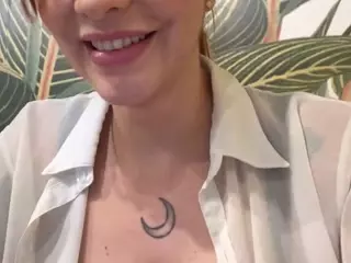 Selene Cano's Live Sex Cam Show