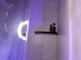 Selene Cano's Live Sex Cam Show
