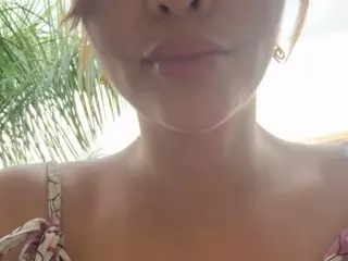 Selene Cano's Live Sex Cam Show