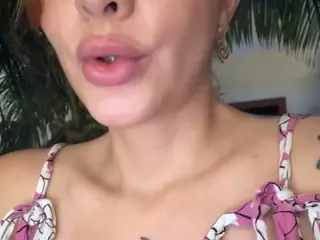 Selene Cano's Live Sex Cam Show