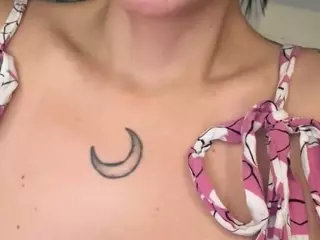 Selene Cano's Live Sex Cam Show