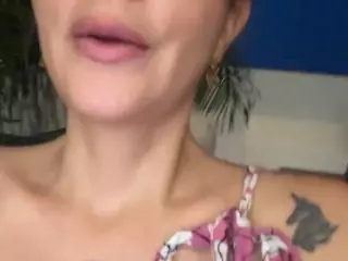Selene Cano's Live Sex Cam Show