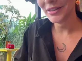 Selene Cano's Live Sex Cam Show