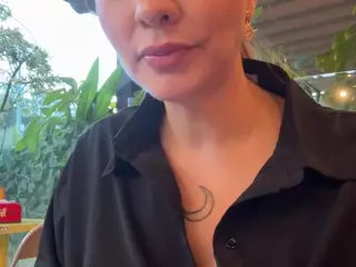 Selene Cano's Live Sex Cam Show