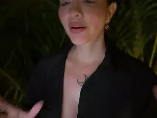 Selene Cano's Live Sex Cam Show