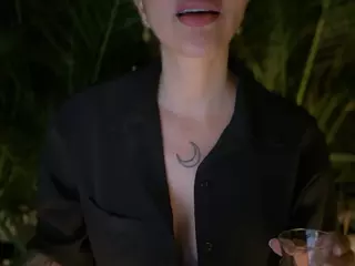 Selene Cano's Live Sex Cam Show
