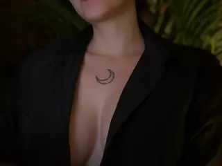 Selene Cano's Live Sex Cam Show