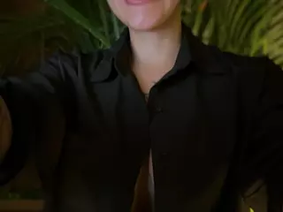 Selene Cano's Live Sex Cam Show