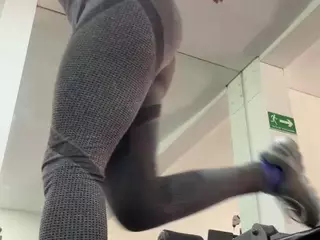 Selene Cano's Live Sex Cam Show